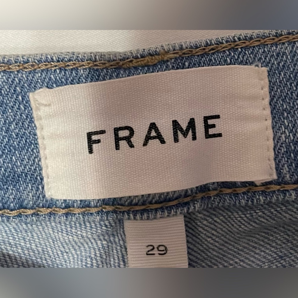 Frame Denim Light Wash Jeans - Picture 8 of 13